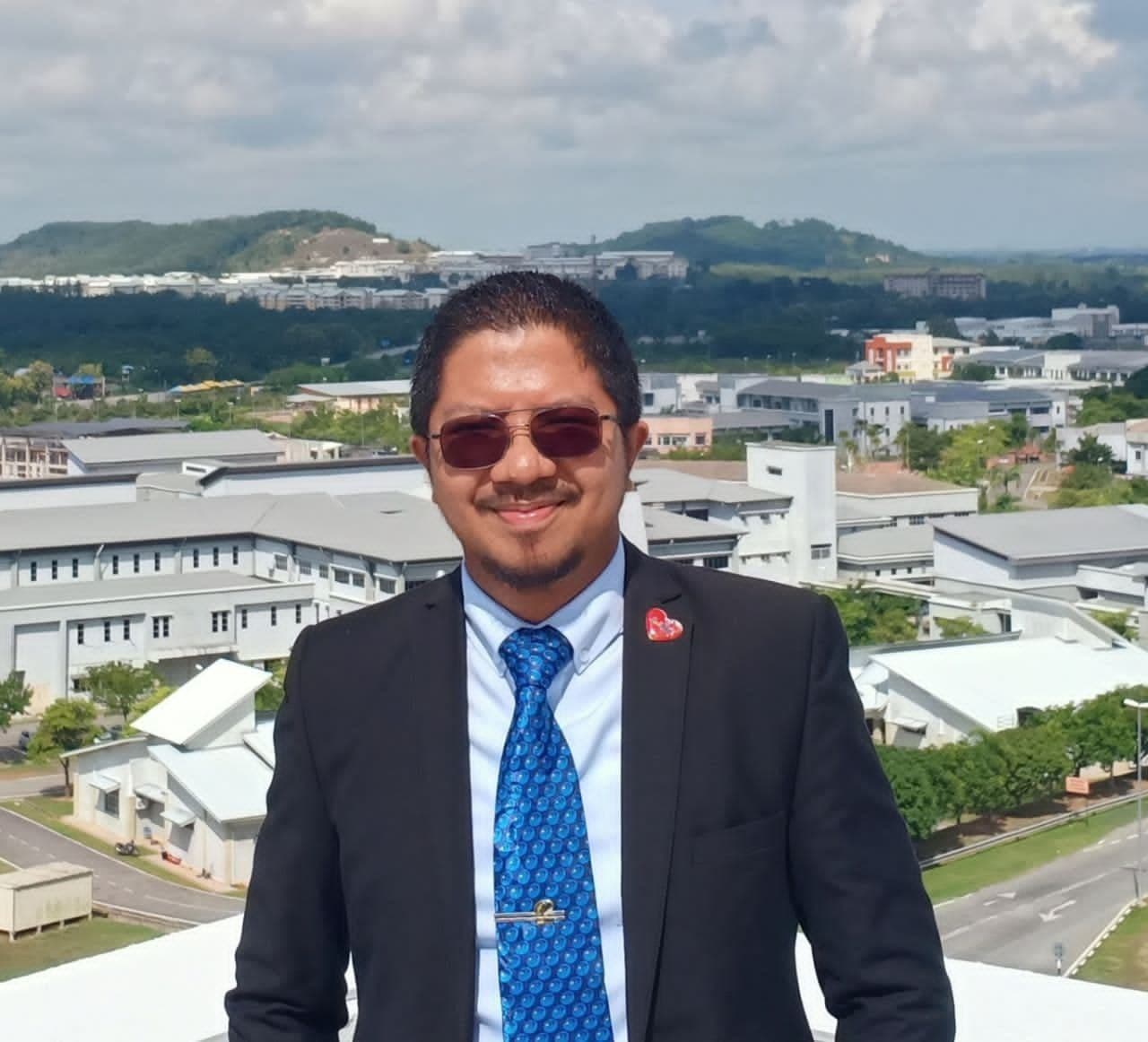 Dr. Muzammil Bin Jusoh